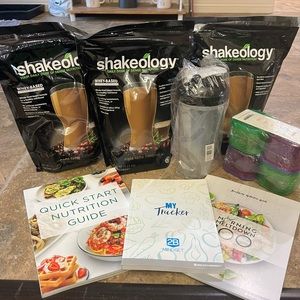 Shakelogy/Beachbody bundle